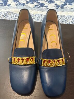 Gucci Navy Leather Loafers with Gold Chain Accent